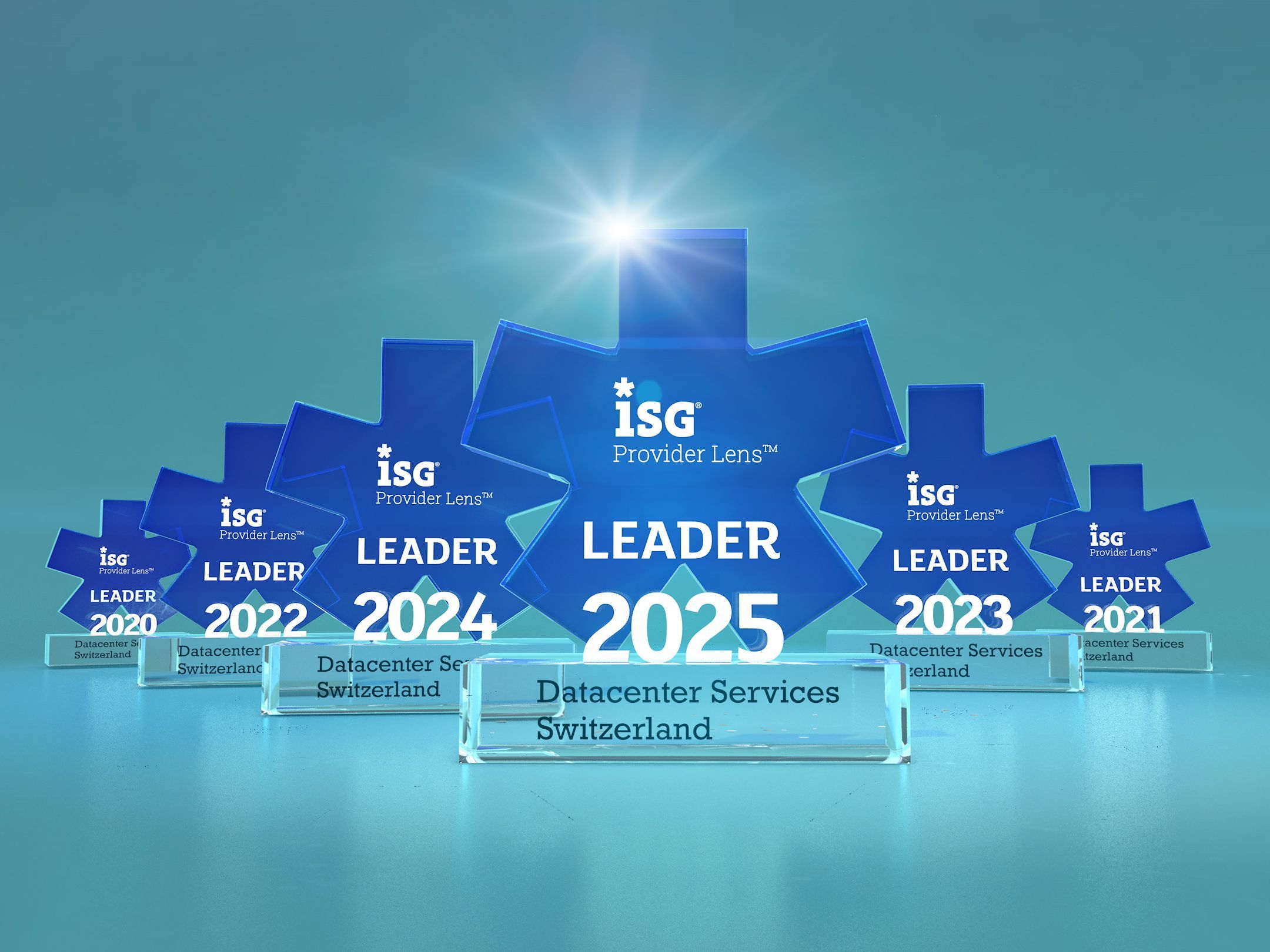 [Translate to Englisch:] Bild: Pokale Datacenter Award