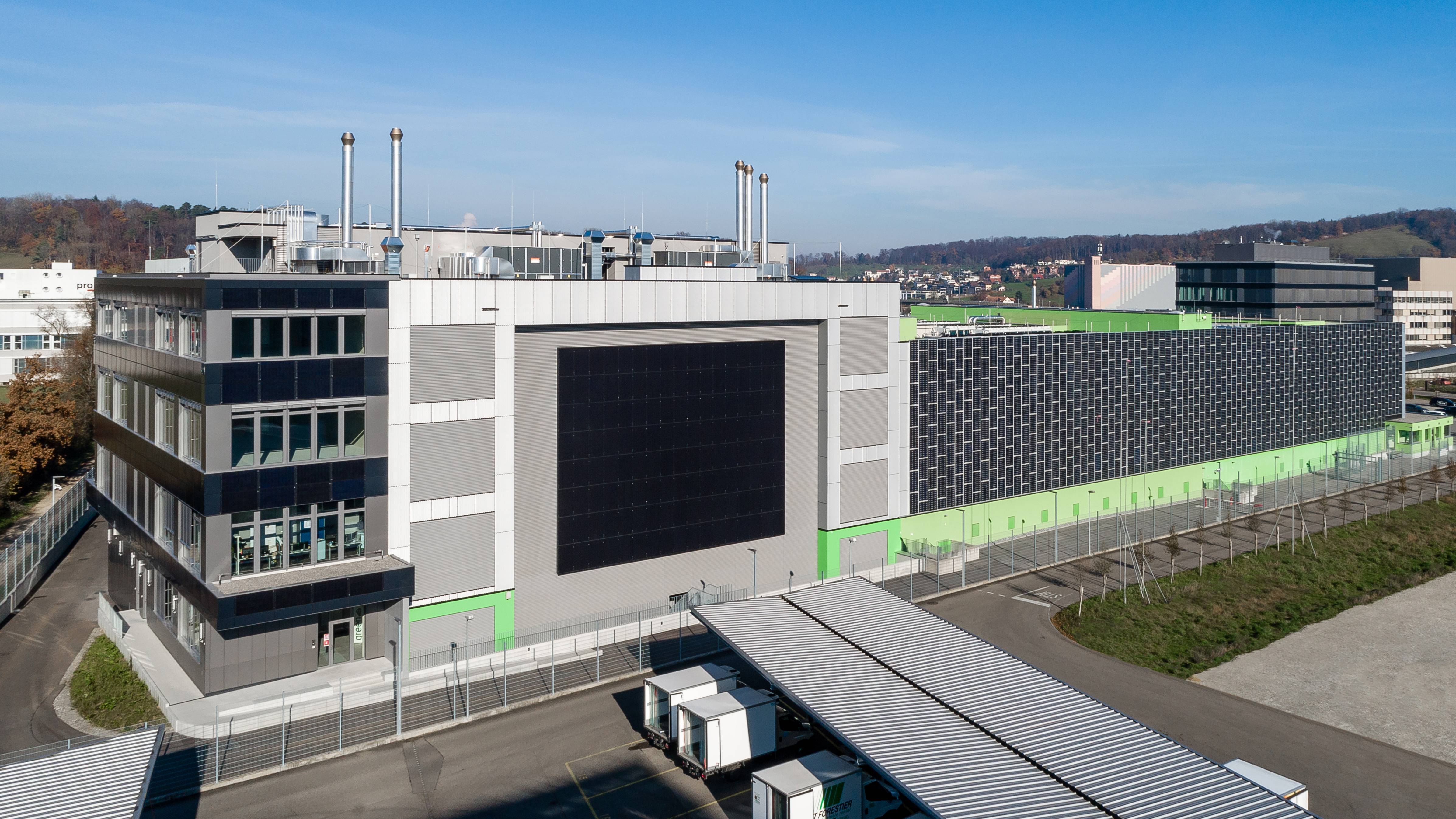 External view Campus LUPIN3